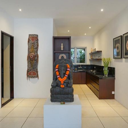 Asrina Villa's Seminyak Bagian luar foto