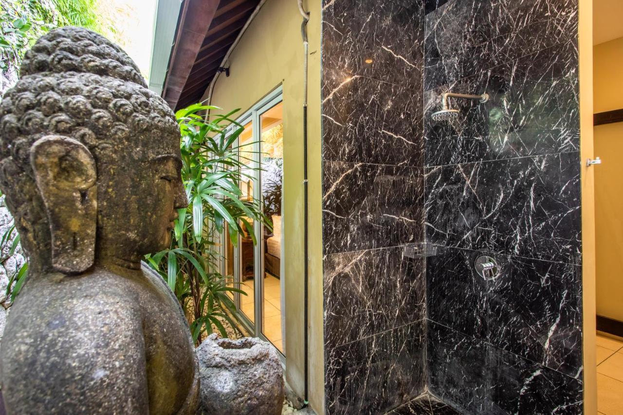 Asrina Villa's Seminyak Bagian luar foto