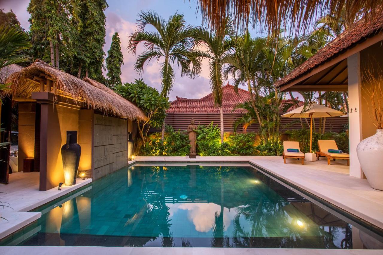 Asrina Villa's Seminyak Bagian luar foto