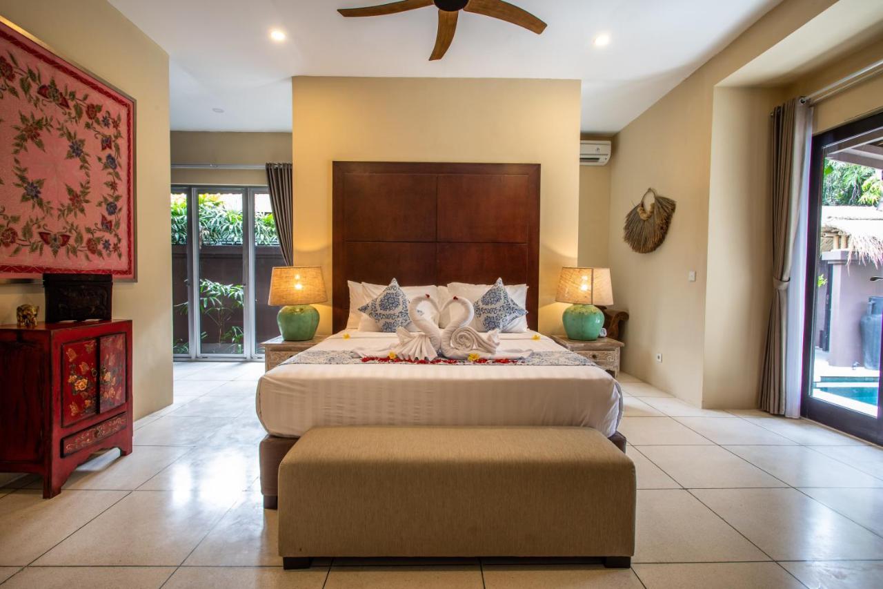 Asrina Villa's Seminyak Bagian luar foto