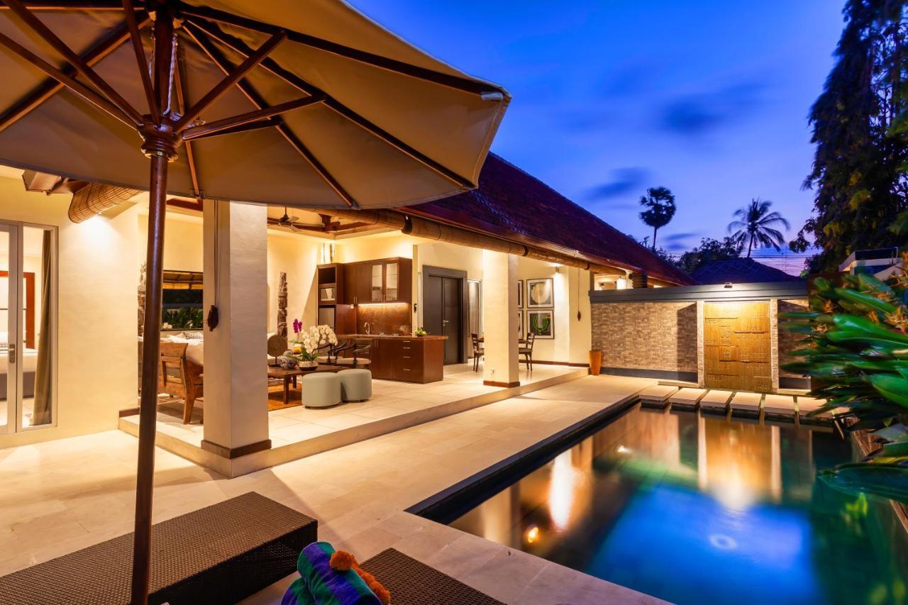 Asrina Villa's Seminyak Bagian luar foto
