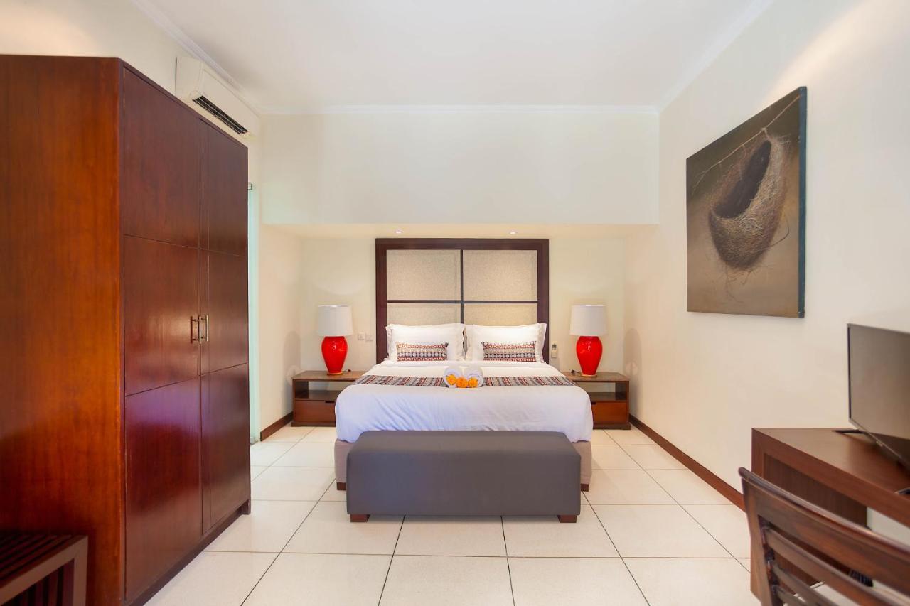 Asrina Villa's Seminyak Bagian luar foto