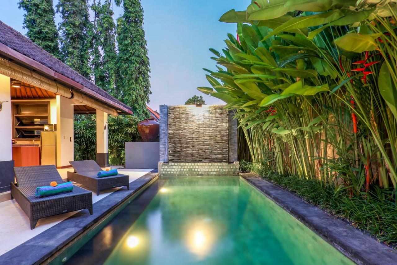 Asrina Villa's Seminyak Bagian luar foto
