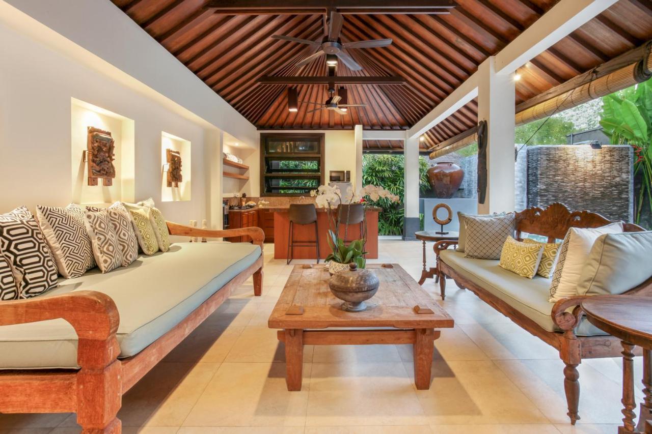 Asrina Villa's Seminyak Bagian luar foto