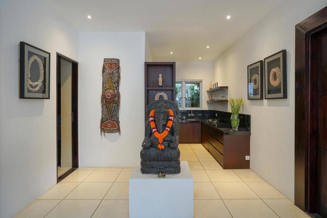 Asrina Villa's Seminyak Bagian luar foto