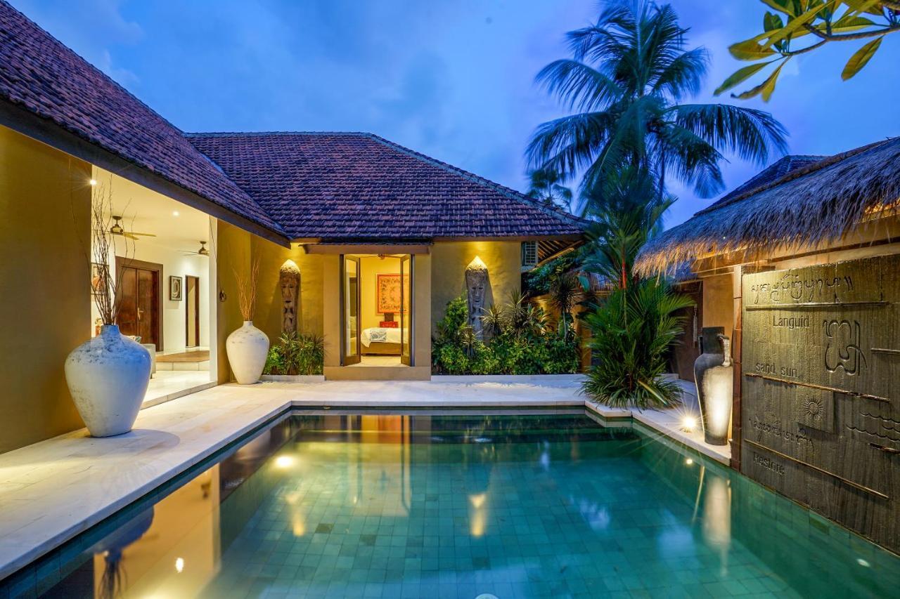 Asrina Villa's Seminyak Bagian luar foto
