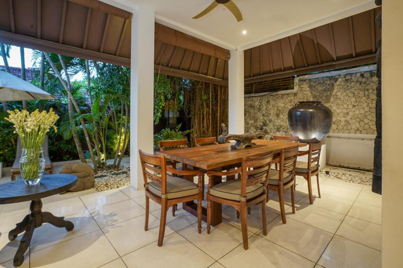 Asrina Villa's Seminyak Bagian luar foto